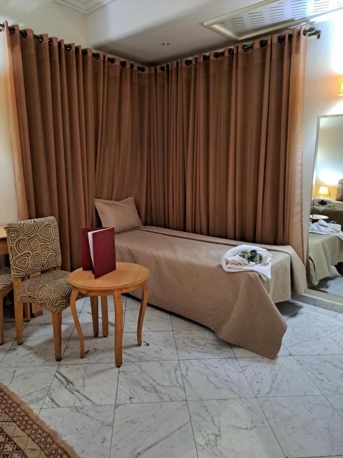 Hotel Lafayette ตูนิส ภายนอก รูปภาพ